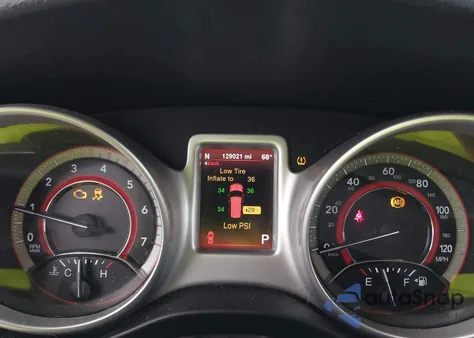 2014 Dodge Journey Sxt z USA, uszkodzony, nr VIN 3C4PDDBG5ET150104